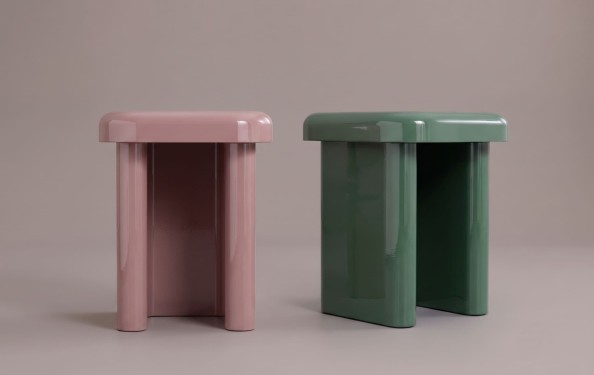 Премьера Dantone Home: столики «Глянец»