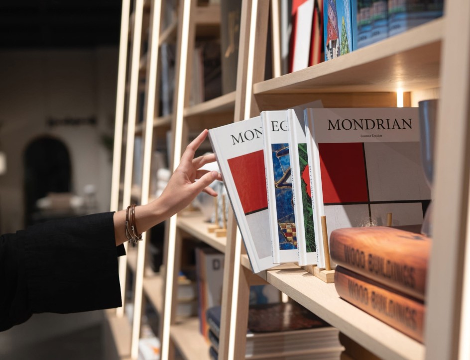 Культовые издания Taschen — в Dantone Home