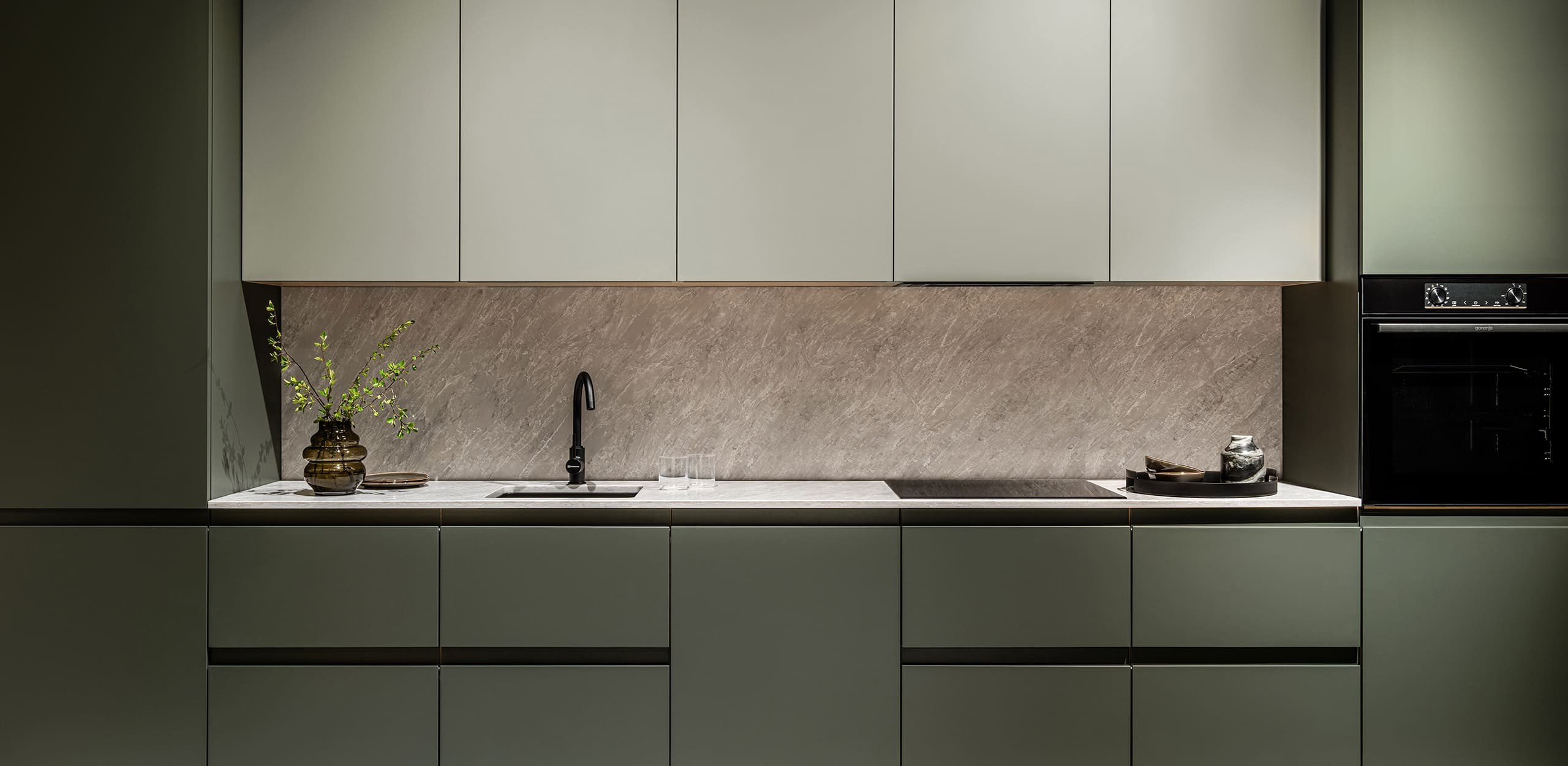 Премиальные кухни Dantone Home:<br>от 889 000 ₽ всё включено!