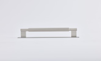 Ручка Arpa на платформе 23 см steel