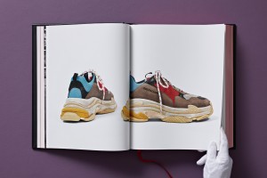 Книга «Обувь. Коллекция Музея при FIT»/ Shoes A-Z. The Collection of The Museum at FIT. Manolo Blahnik Edition