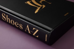 Книга «Обувь. Коллекция Музея при FIT»/ Shoes A-Z. The Collection of The Museum at FIT. Manolo Blahnik Edition