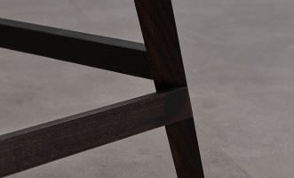 Полубарный стул Виндом с поворотным механизмом