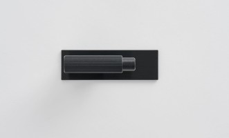 Крючок Arpa Plate чёрный 2,5×8 см