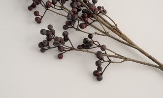 Декоративная искусственная ветвь Smilax Purple Branch, 110 см