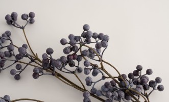 Декоративная искусственная ветвь Smilax Blue Branch, 88 см