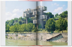 Chaubin, CCCP. Cosmic Communist Constructions Photographed