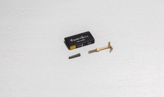 Крючок Brass