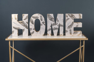Шкатулки Home в виде букв