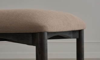 Стул Bradley тёмный linen latte