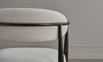 Стул Bradley тёмный с подлокотниками nomad snow