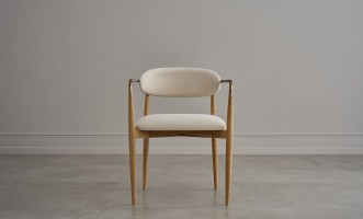 Стул Bradley светлый с подлокотниками cushing snow