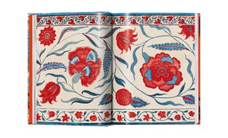 Книга «Книга набивных тканей»/Printed Fabrics