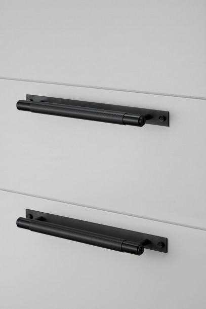 Ручка Pull Bar / Plate Large Black