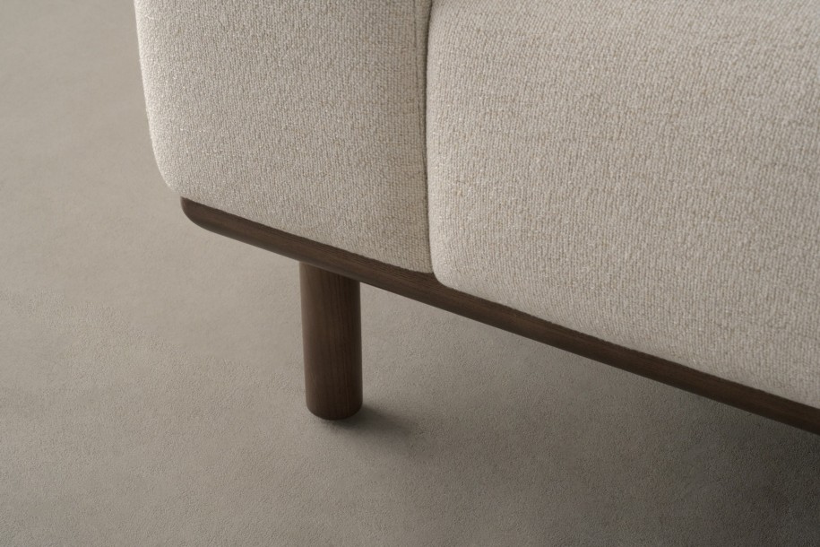 Диван Travis прямой бежевый