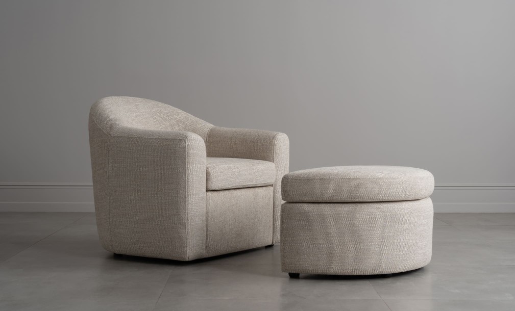Кресло Мэлвин с пуфом