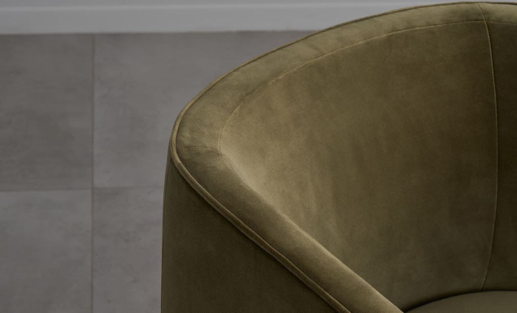 Кресло на колёсиках Альдо бархатное olive velvet