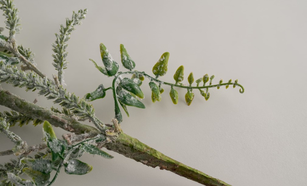 Декоративная искусственная ветвь Alpine pine Branch, 97 см