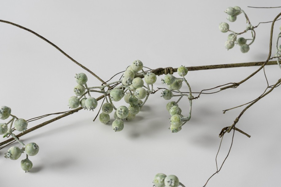 Декоративная искусственная ветвь Fruit Tree Branch, 107 см