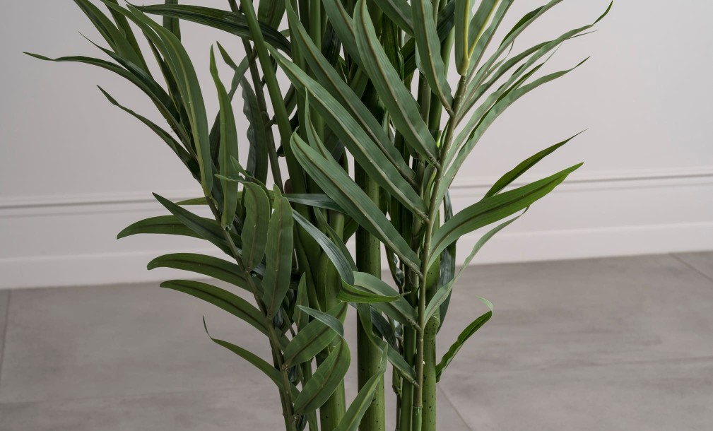 Декоративное искусственное дерево Palm Tree, 210 см