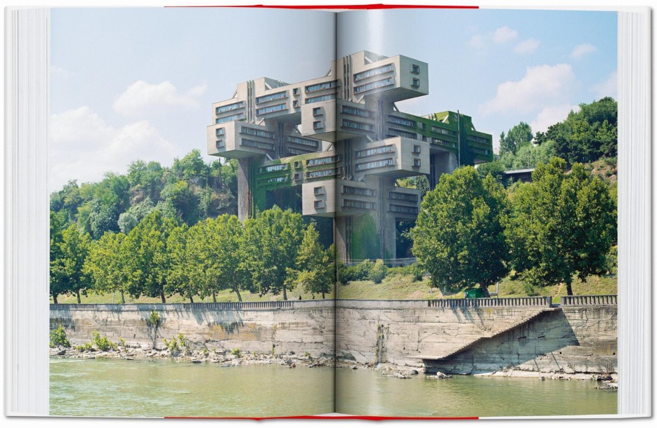 Chaubin, CCCP. Cosmic Communist Constructions Photographed