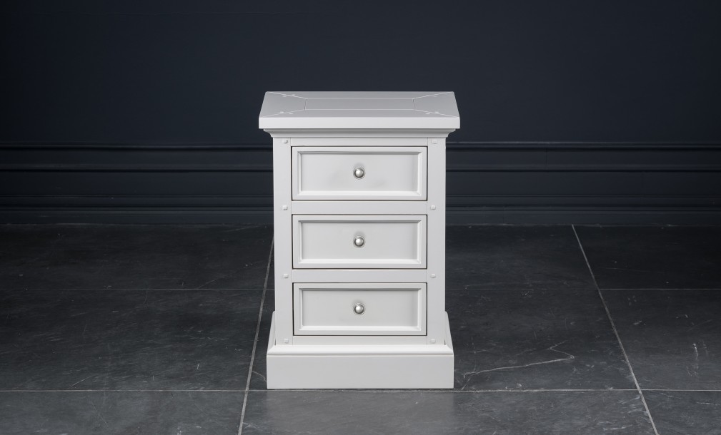 Прикроватная тумба Оксфорд с 3 ящиками белая
