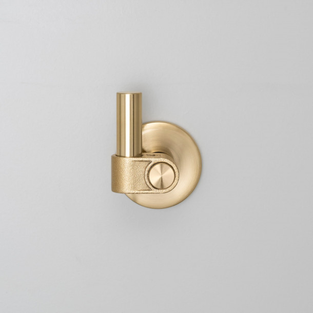 Крючок Cast Brass