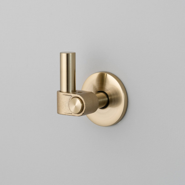 Крючок Cast Brass