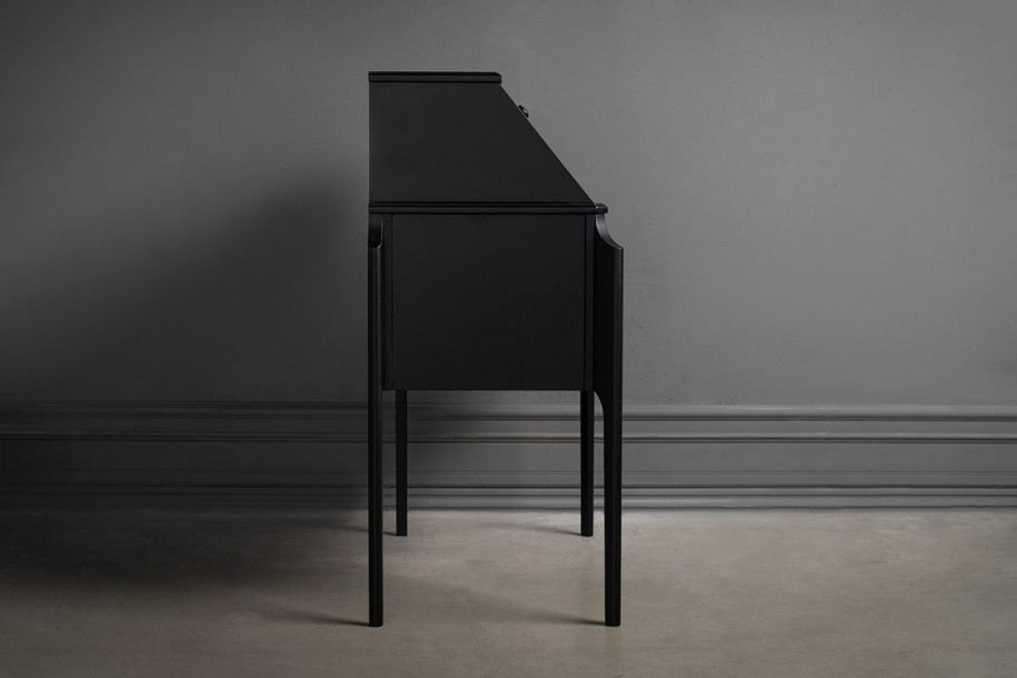 Секретер Ле Визаж