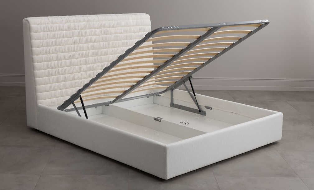 Кровать Трамонте с узким изголовьем