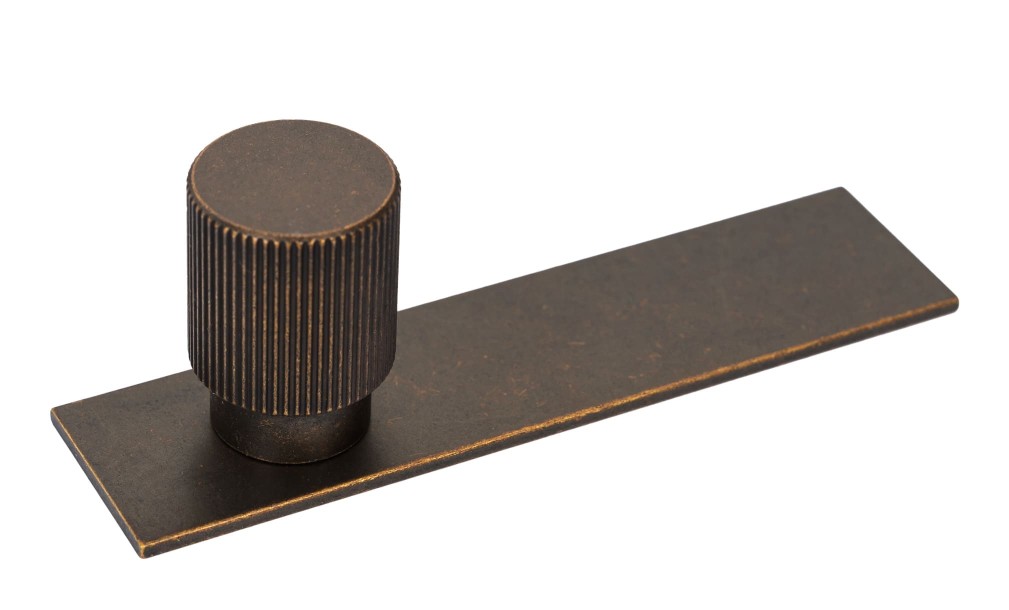 РУЧКА-КНОПКА НА ПЛАТФОРМЕ ARPA RUSTIC BRASS 22ММ
