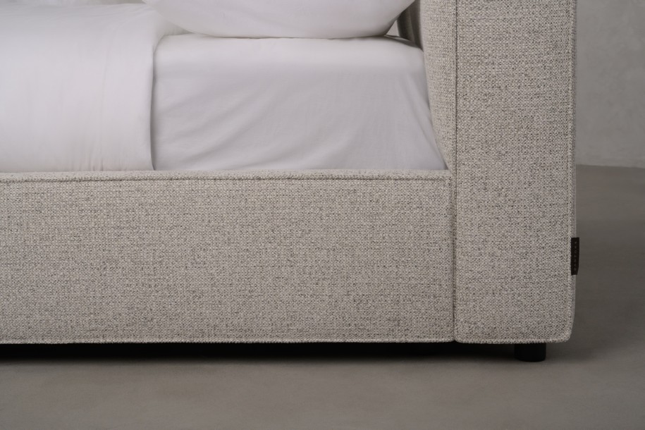 Кровать Navarra (ткань EDC8)