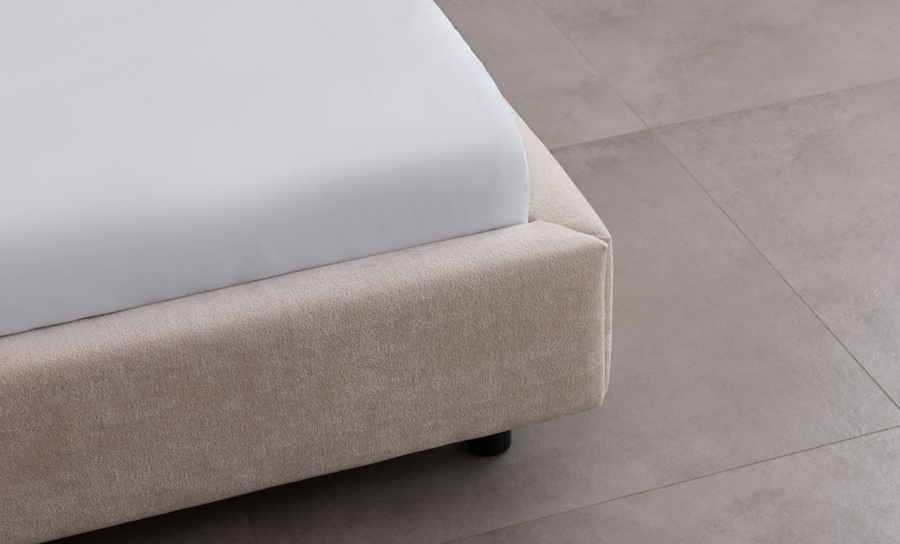 Кровать Flat (ткань HUE8-W)