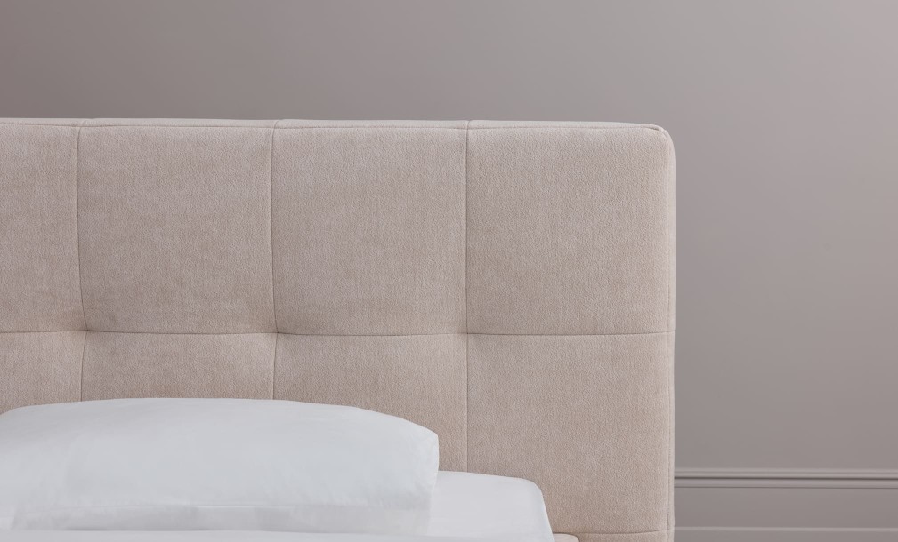 Кровать Flat (ткань HUE8-W)