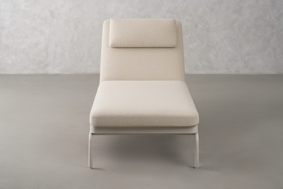 Шезлонг Таормина уличный, светлый