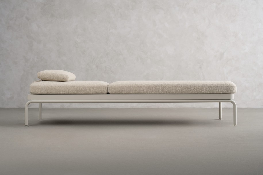 Шезлонг Таормина уличный, светлый