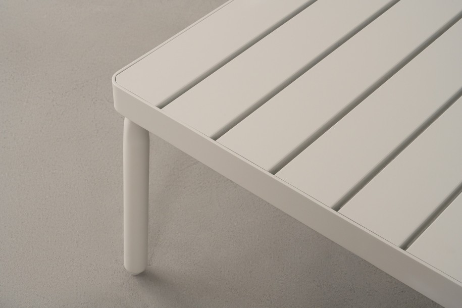 Стол кофейный Таормина светлая 90х90 см