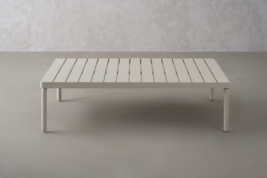 Кофейный стол Таормина уличный, светлый