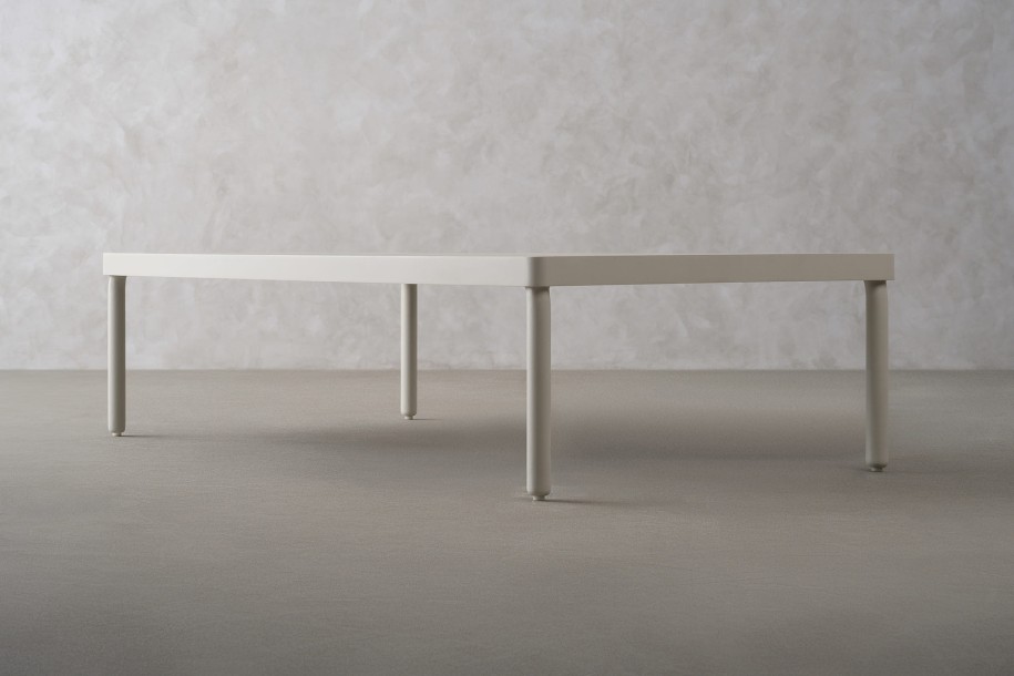 Кофейный стол Таормина уличный, светлый