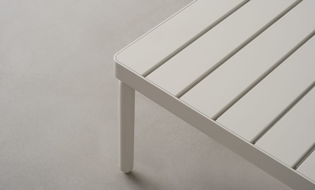 Кофейный стол Таормина уличный, светлый