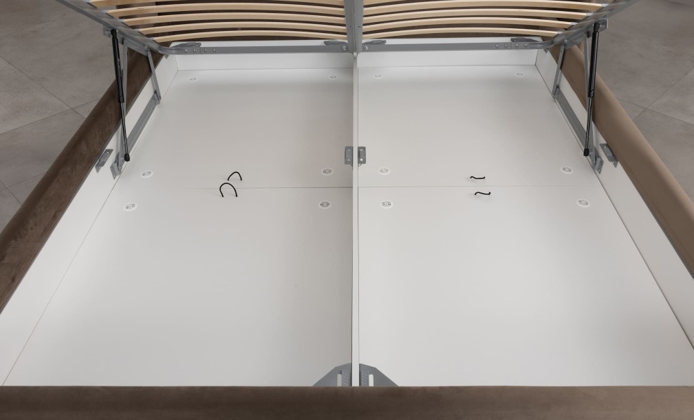 Кровать Вэйл на подиуме