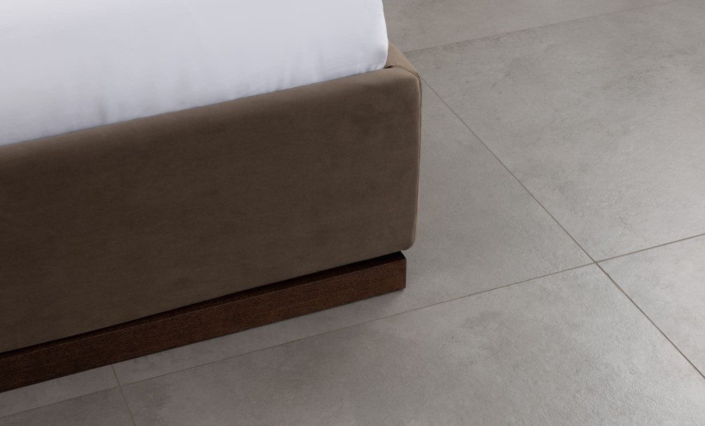 Кровать Вэйл на подиуме