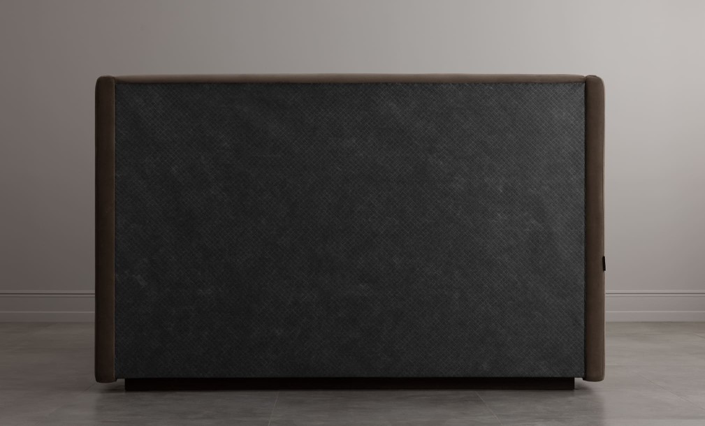 Кровать Вэйл на подиуме