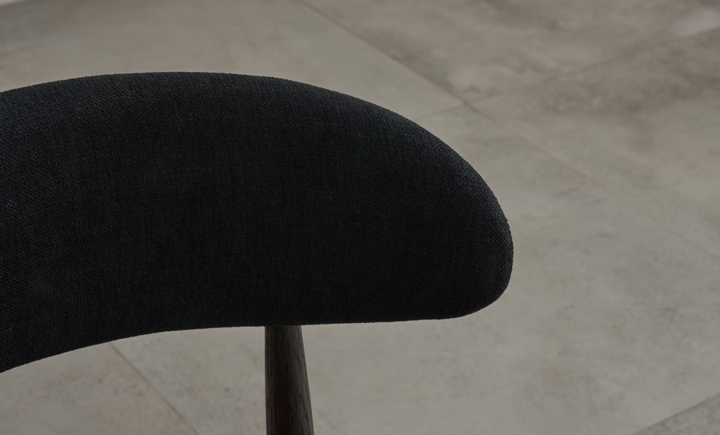 Стул Bradley тёмный linen black