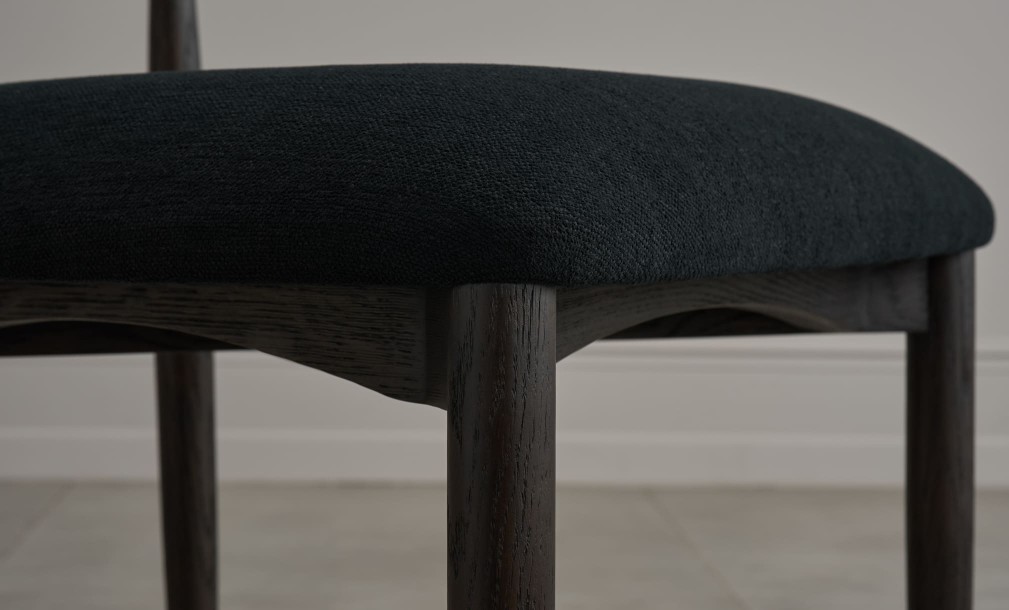 Стул Bradley тёмный linen black