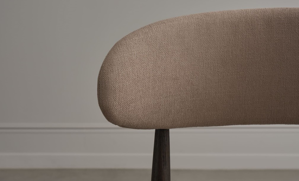 Стул Bradley тёмный linen latte