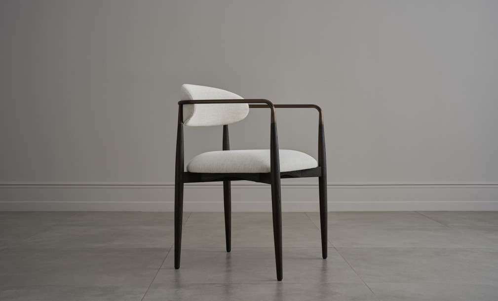 Стул Bradley тёмный с подлокотниками nomad snow