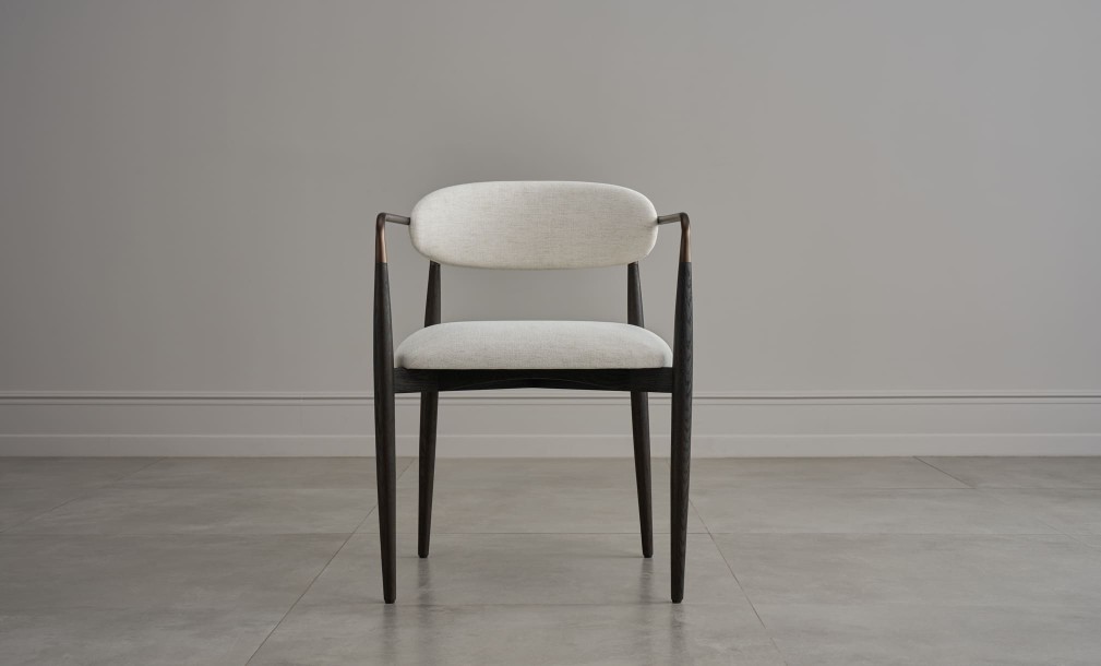 Стул Bradley тёмный с подлокотниками nomad snow