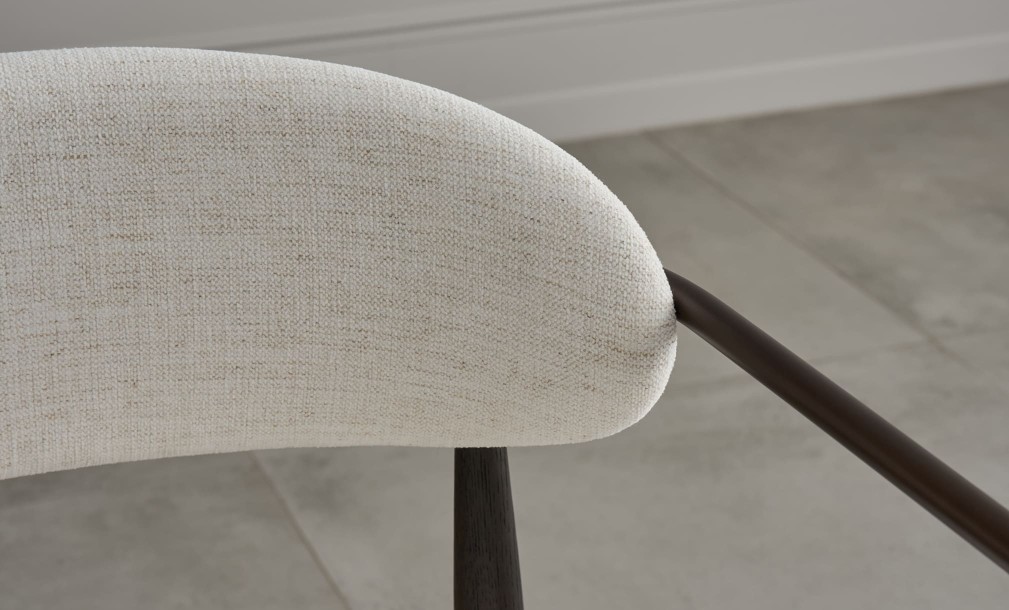 Стул Bradley тёмный с подлокотниками nomad snow