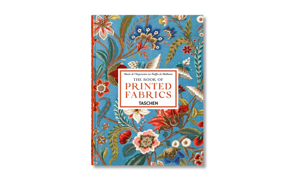 Книга «Книга набивных тканей»/Printed Fabrics